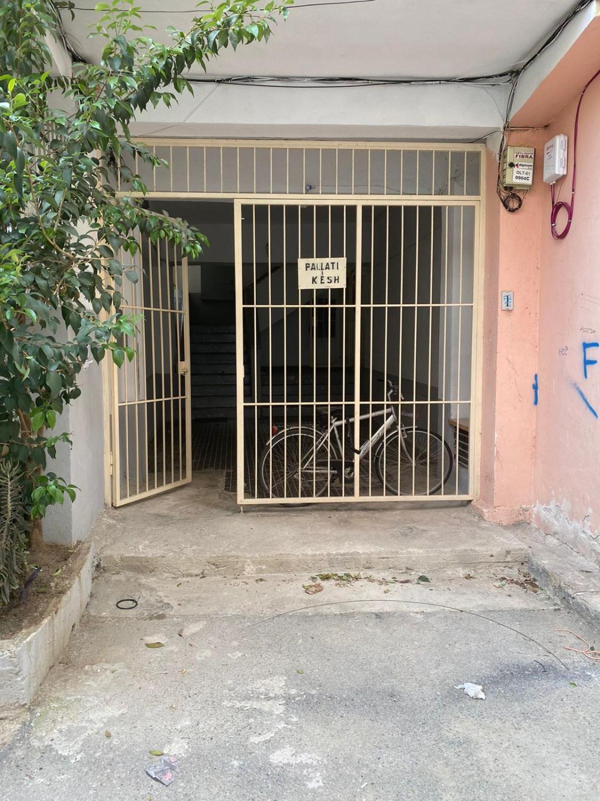 Mia Lake Apartament 地拉那 外观 照片